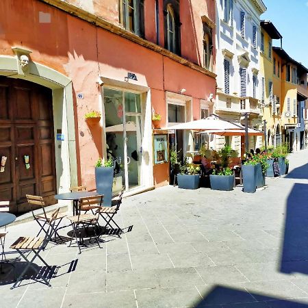 Sotto I Tetti Del Borgo Apartment Spoleto Bagian luar foto