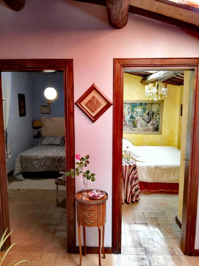 Sotto I Tetti Del Borgo Apartment Spoleto Bagian luar foto